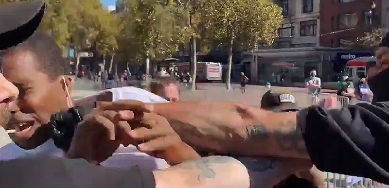 ‘CRY ABOUT IT!’ San Francisco ANTIFA animals TAUNT and BEAT black man in broad daylight for supporting FREE SPEECH