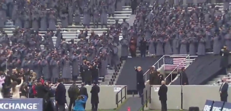 awesome-video-deafening-usa-usa-chant-for-trump-at-army-navy-game-because-warriors-love-our