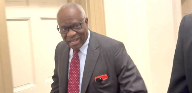 HAHA VIDEO – Justice Thomas LAUGHS, has funny response while being badgered by a reporter…